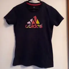 adidas 半袖Tシャツ 黒 カラフルロゴ