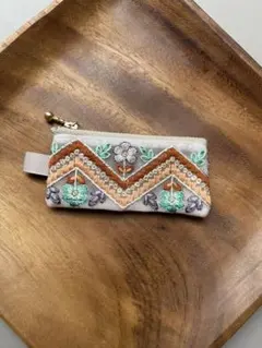 Item thumbnail for item 46088a5f-a922-43e7-a9c6-dc74d3a1f0d3