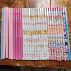 キャラクター柄の木製鉛筆セット