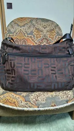 Item thumbnail for item ab796fb5-2797-4952-bc97-0818ae2253cb