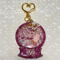シャカシャカキーホルダー　シェイカー　スノードーム　レジンチャーム