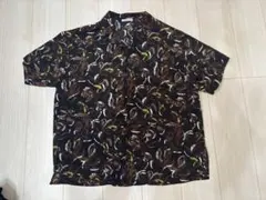 【ほぼ新品】OLIVE des OLIVE 総柄 半袖シャツ F レディースのサムネイル