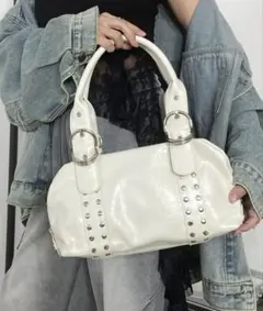 ラッセル ベージュ スタッズ付きキャディバッグ ジャンク品 - メルカリ
