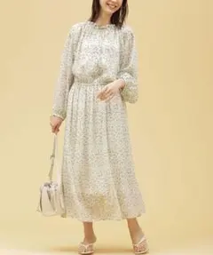 ナノ・ユニバース小花柄ロングワンピース