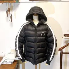 モンクレール ダウンジャケット STELLAIRE
