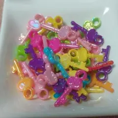 鍵 チャーム 50個