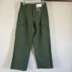 【新品】ユニクロ　ジャージーバレルレッグパンツ　オリーブ　サイズＭ