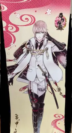 K アニメ 伏見猿比古 等身大タペストリー - メルカリ