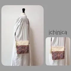 タッセルが揺れる＊インド刺繍のスクエアポシェット　大人可愛いお出かけバッグ