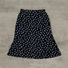 小花柄 フレアスカート ブラック モノトーン Aライン