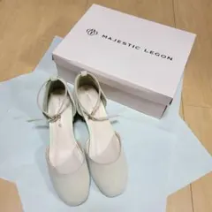 マジェスティックレゴン Ｌ ヒール パンプス アイボリー ピンク ベージュのサムネイル