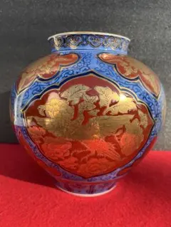 有田焼 哲山作 手描き 金襴手 鳳凰文 陶器製 飾壺 伝統工芸品 鳳凰文 花瓶のサムネイル