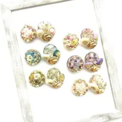 ⭐️華やかなエレガントカラーのレジンカボション⭐️