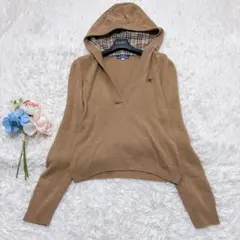 バーバリーロンドンブルーレーベル　フード付きニット　ベージュ　ノバチェック　38