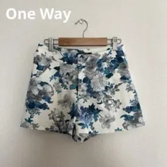 ショートパンツ　花柄　青