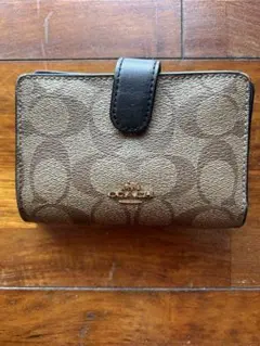 COACH 二つ折り財布のサムネイル