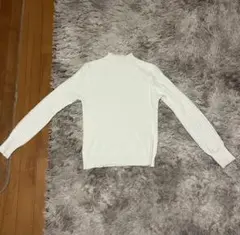 ホワイト ニットセーター 長袖 リブ編み