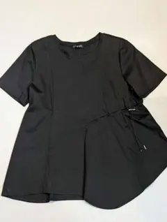 ☆新品　INDIVI　ペプラムトップス