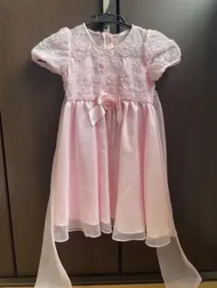 発表会・結婚式にぴったり！フラワーレースの上品ピンクドレス（サイズ110）