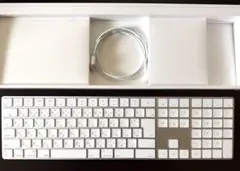 Apple Magic Keyboard（テンキー付き）- 日本語（JIS）