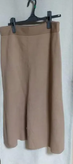 UNIQLO　ニットロングスカート