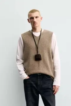 ZARA Mサイズ ORIGINSニットベスト 定価8,590円 ほぼ新品のサムネイル