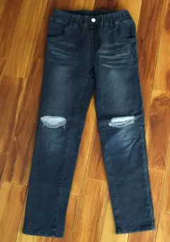 Item thumbnail for item dafdc2cf-f50e-4fd7-b08c-92a6ce613029