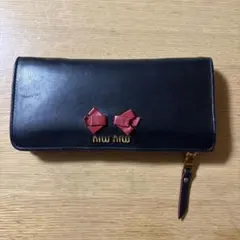 miu miu 長財布 ブラック レッド