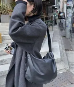 《本革/470g》スワロ―マチショルダーバッグ