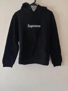 スウェットパーカー　黒　裏起毛　Sサイズ