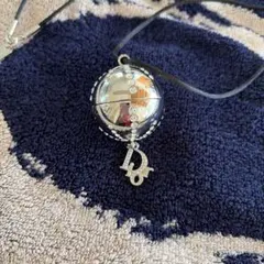 Dロゴ付きボール型ネックレス