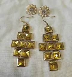 ピアス 2点セット パール調 ビジュー ゴールドカラーのサムネイル