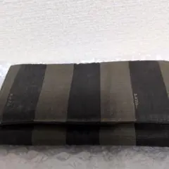FENDI ペカン柄 長財布 ストライプ ブラウン ブラック　値下げ不可ですのサムネイル