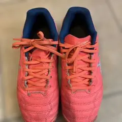 ASICS オレンジ サッカーシューズ　トレーニングシューズ　21センチ