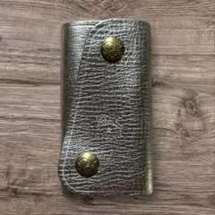 美品★IL BISONTE★イルビゾンテ キーケース 上品なゴールド レザー