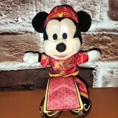 ディズニー　香港ディズニーランド限定　ミッキーチャイナ服ぬいぐるみキーホルダー