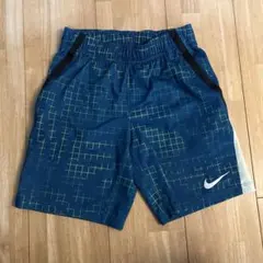 Nike DRI-FIT ハーフパンツXS