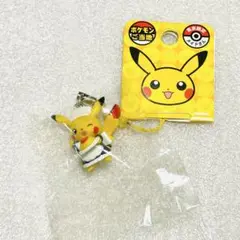 ピカチュウ　ストラップ
