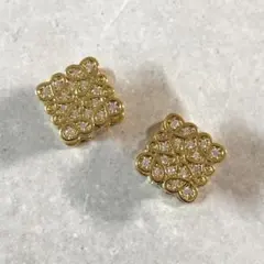 1121 ピアス　ロゴ　ゴールド　ロゴピアス　ロエベ　キラキラ