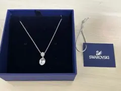 スワロフスキー Vanita Oval ペンダント　シルバー