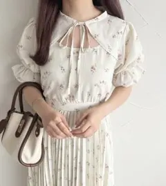 アプレジュール／フロントオープン花柄ワンピース