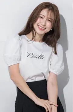 パフスリーブ　Tシャツ