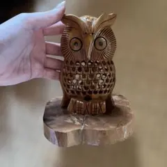 木彫りのふくろうの置物 槐 アンティーク骨董品 - メルカリ