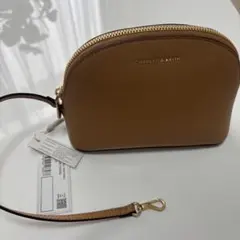 CHARLES & KEITH ポーチ