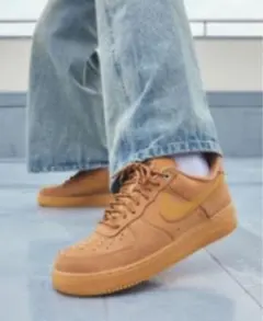 Nike Air Force 1 ブラウン スニーカー