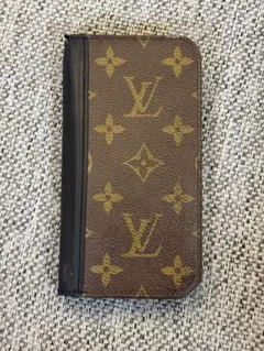 LOUIS VUITTON iPhone14pro 手帳型ケース