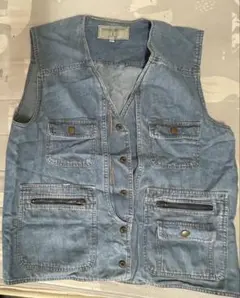 ライトブルーデニムベスト