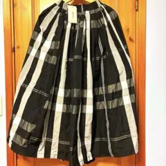 emi＋フレアスカート　ブラック　FREESIZE‼️のサムネイル