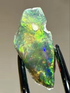 【黄緑の蛍光】北海道石 50×23×24mm 黄緑の蛍光】北海道石 50×23×24mm - メルカリ