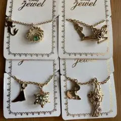 あお様専用　ディズニー　プリンセス　エルサネックレス